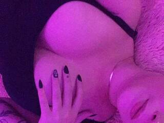 دردشة الفيديو المثيرة Kaylalive