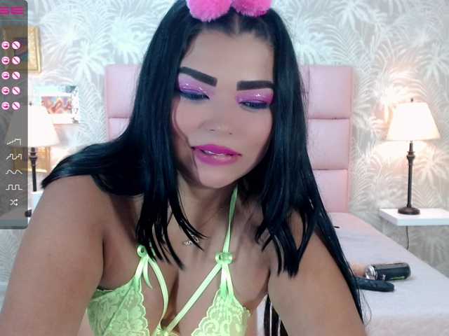 لقطات البث KellyBents