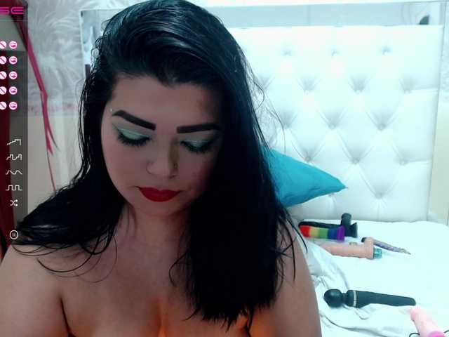 لقطات البث KellyBents