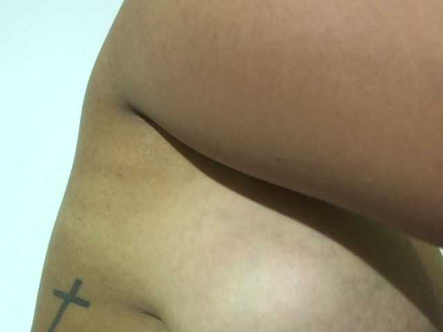 الصور kellylatinhot bigass bigtits latina ebony tattoo
