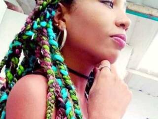 دردشة الفيديو المثيرة KENDALL-SCOTT