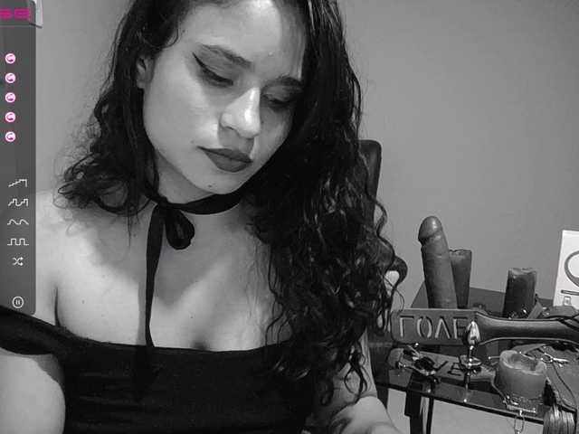 لقطات البث KendallHarris