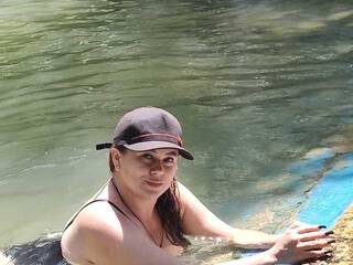 دردشة الفيديو المثيرة KendallMils