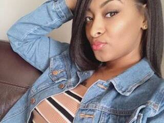 دردشة الفيديو المثيرة Khaleesi-D