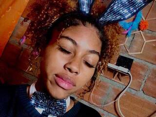 دردشة الفيديو المثيرة KhloeVega