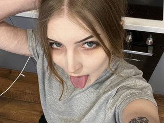 دردشة الفيديو المثيرة kikiiimorazzz