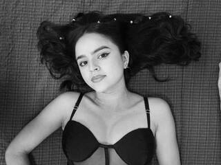 دردشة الفيديو المثيرة Kim-pears