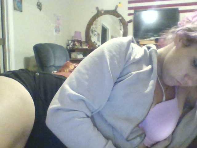 لقطات البث KimmysKitty