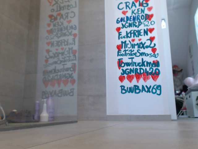 لقطات البث KinkyMoni