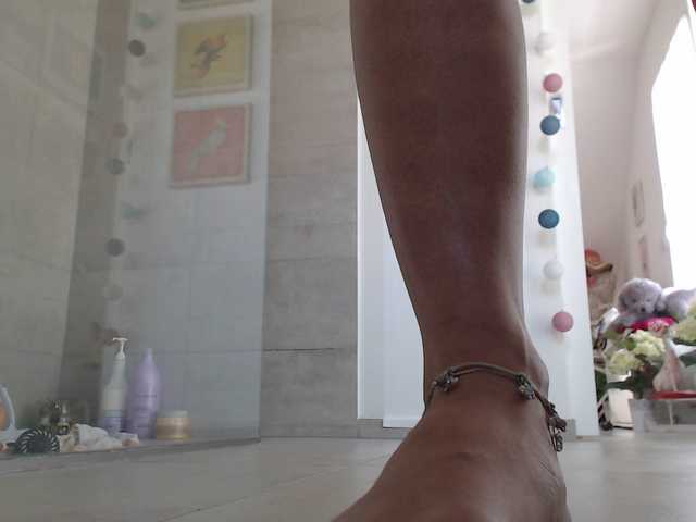 لقطات البث KinkyMoni