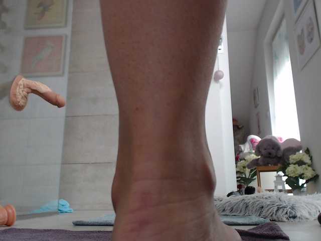 لقطات البث KinkyMoni