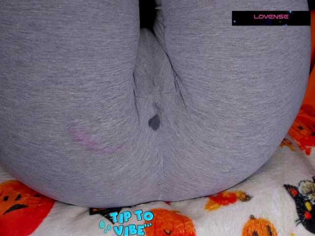 الصور Kira-Kell a very small spot, make it mega big#squirt #cuminpants #weet :money_flow :masturbating