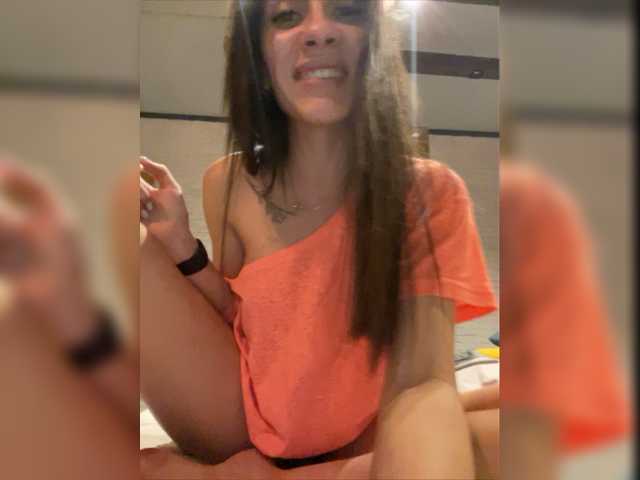 لقطات البث Kira696