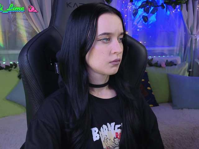 لقطات البث Kira_Li_Lime