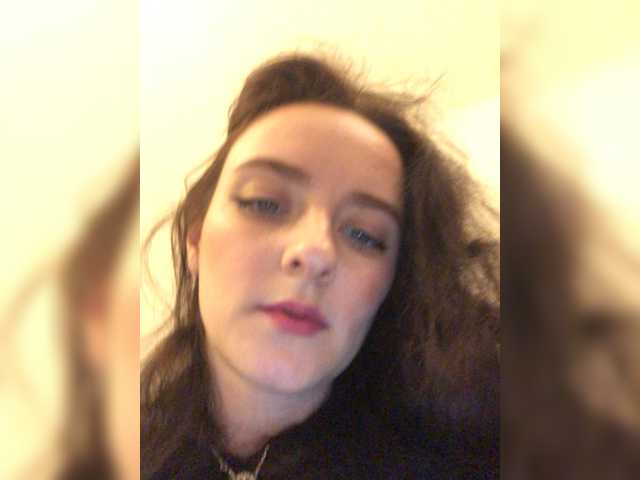 لقطات البث KisaraSims01