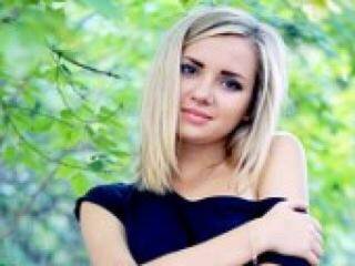 دردشة الفيديو المثيرة kisfits