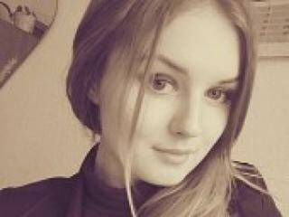 دردشة الفيديو المثيرة kiska4you