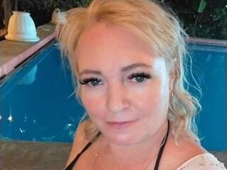 دردشة الفيديو المثيرة KiskaLeila