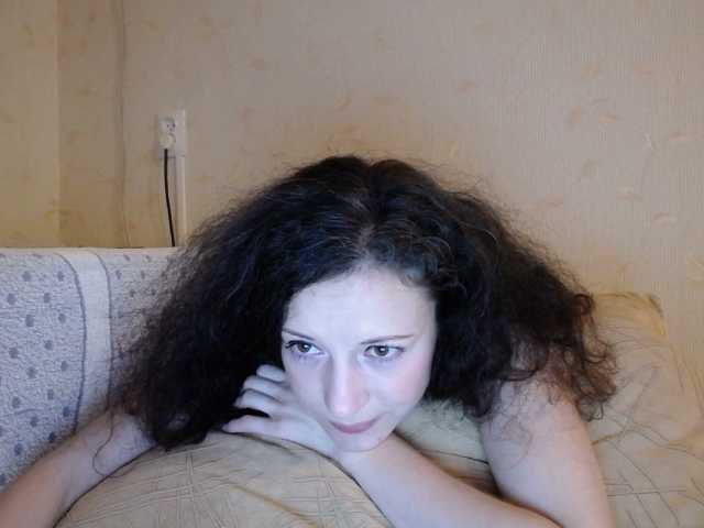 لقطات البث KissMeGently