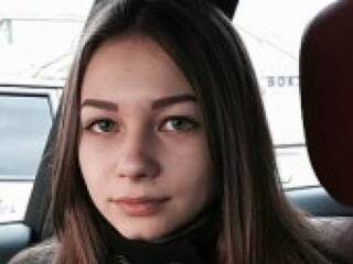 دردشة الفيديو المثيرة kissvirgin