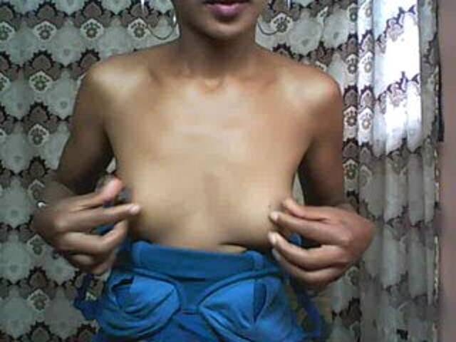 لقطات البث kitty-bombe