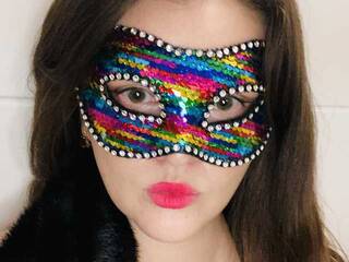 دردشة الفيديو المثيرة KittyKet