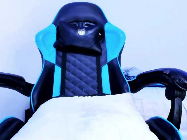 لقطات البث Kloe-Lopez