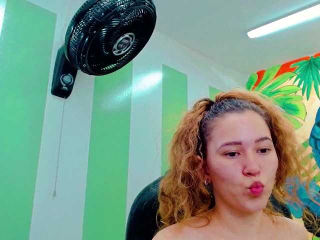 لقطات البث KloeQueen