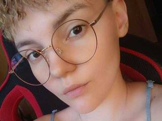 دردشة الفيديو المثيرة Krisfff