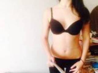 دردشة الفيديو المثيرة kriskiiss