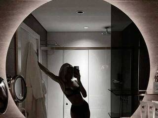 دردشة الفيديو المثيرة Kriss-love