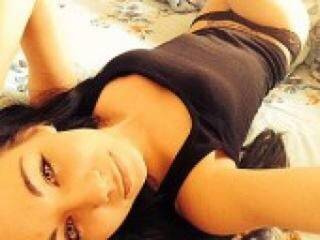 دردشة الفيديو المثيرة krissskisss