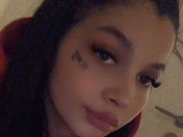 صورة الملف الشخصي KristalRay