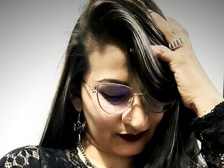 دردشة الفيديو المثيرة KristellCasalla