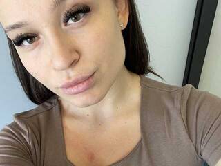 دردشة الفيديو المثيرة kristinkasiii