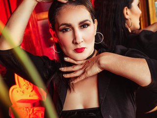 دردشة الفيديو المثيرة KyleDoom