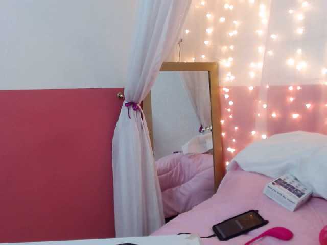 لقطات البث kyliebrawn