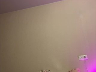 دردشة الفيديو المثيرة l1ttle_p0ppy