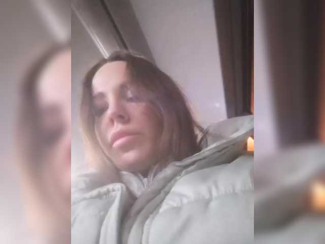 لقطات البث L4DYCANDY