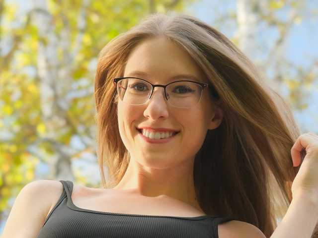 صورة الملف الشخصي LaceyBloom