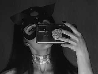 دردشة الفيديو المثيرة Lady-meow