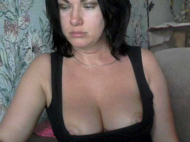 لقطات البث LadyBongo