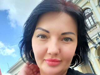 دردشة الفيديو المثيرة LadyBoomWild