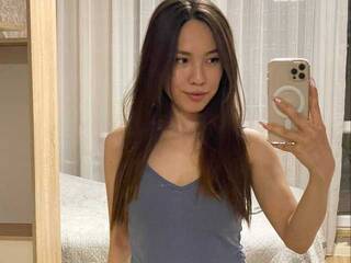 دردشة الفيديو المثيرة MiaLionade