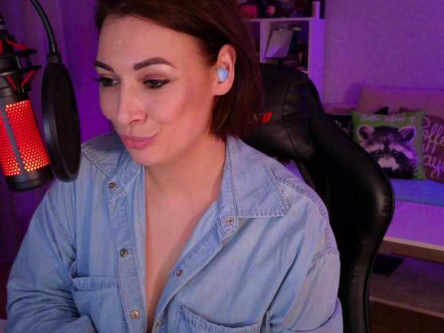 لقطات البث LadyLLS