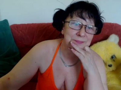 صورة الملف الشخصي LadyMature56