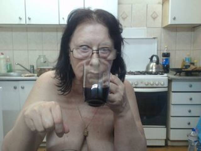 لقطات البث LadyMature56