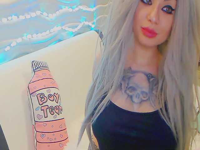 لقطات البث Monster_Doll