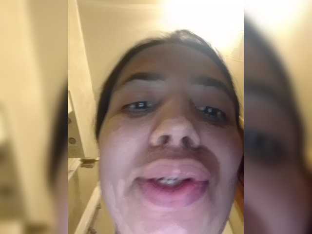 لقطات البث Lalallaxxx