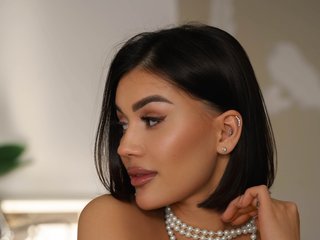 دردشة الفيديو المثيرة Karollovea